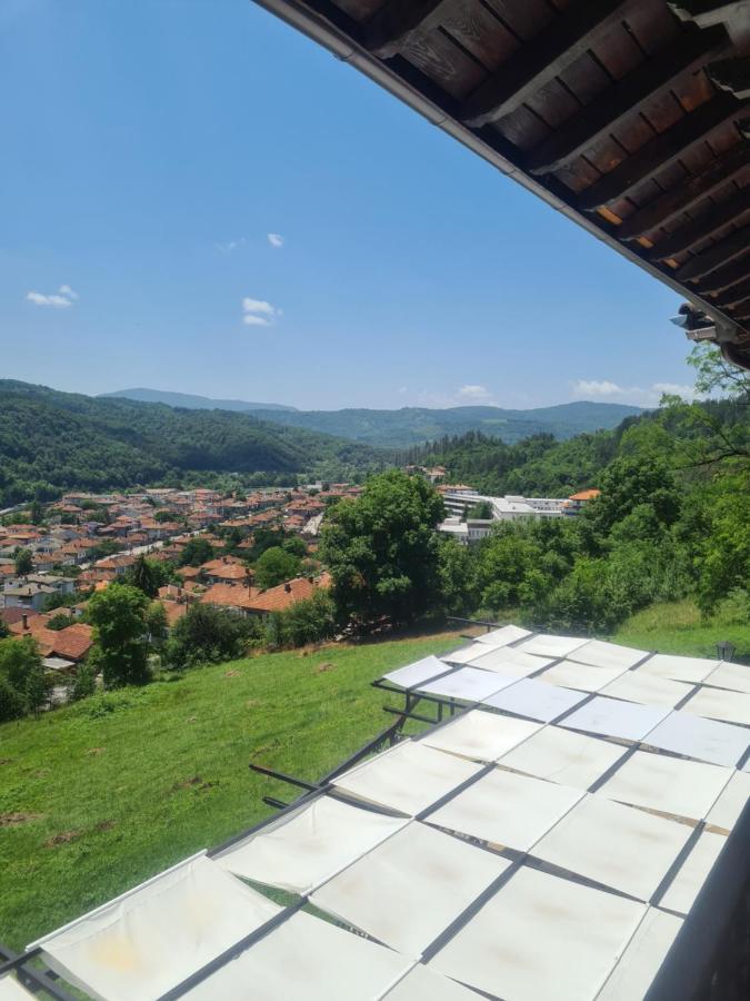 Hotel Complex Brashlyan Trjavna Exteriér fotografie