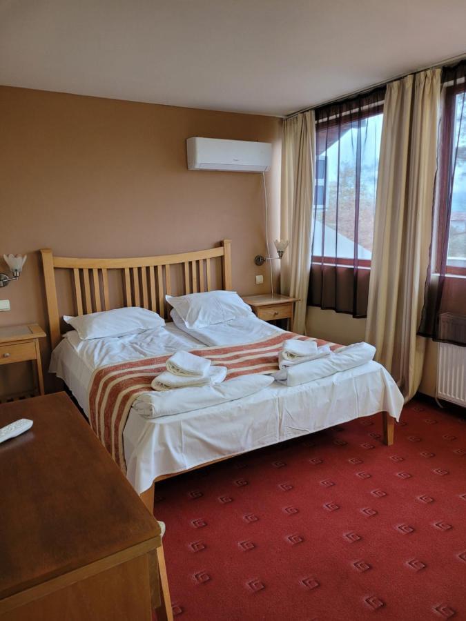Hotel Complex Brashlyan Trjavna Exteriér fotografie
